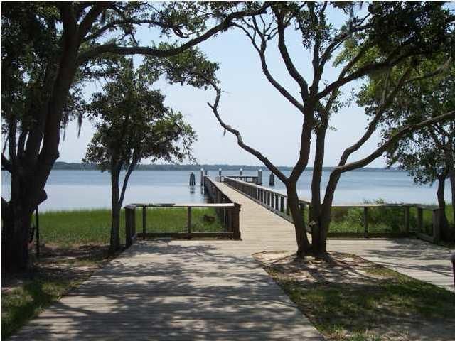 135 Pier View St #301, Charleston, SC 29492