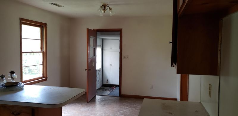 234 Owens Dr, Summerville, SC 29483