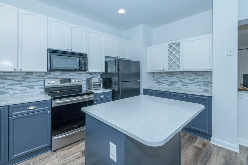 1445 Wellbrooke Ln, Mount Pleasant, SC 29466