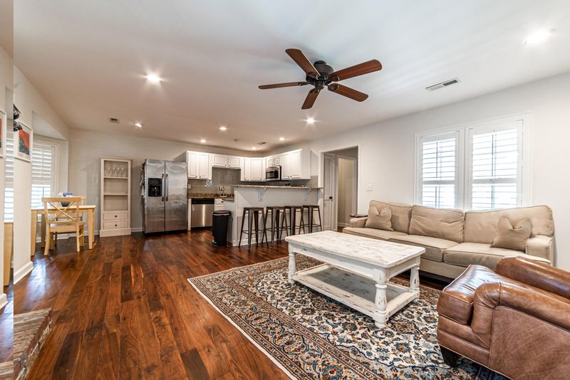 1127 Island View Dr, Mount Pleasant, SC 29464