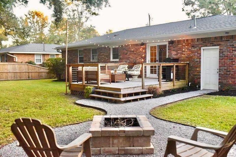 8 Boardman Rd, Charleston, SC 29407
