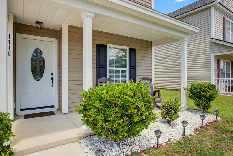 1116 Flyway Rd, Summerville, SC 29483