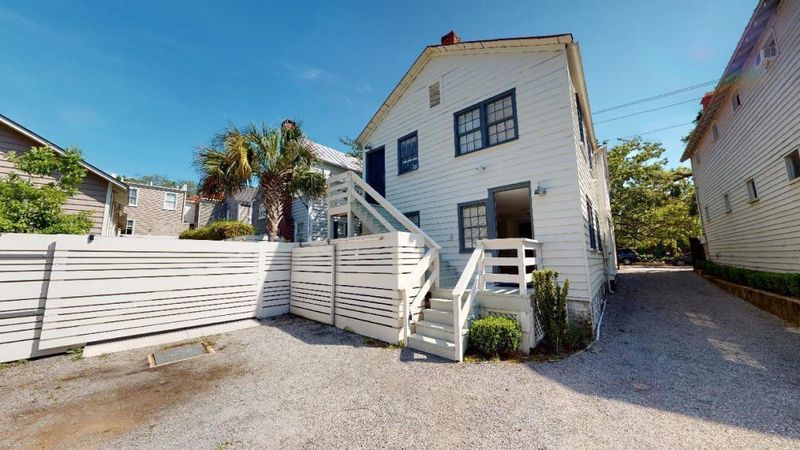 39 Elizabeth St, Charleston, SC 29403