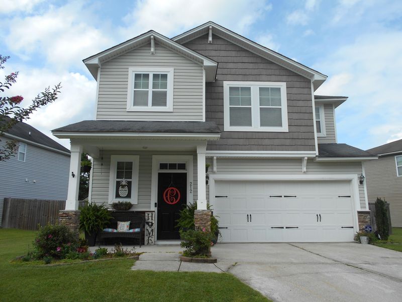 212 Oglethorpe Cir, Moncks Corner, SC 29461