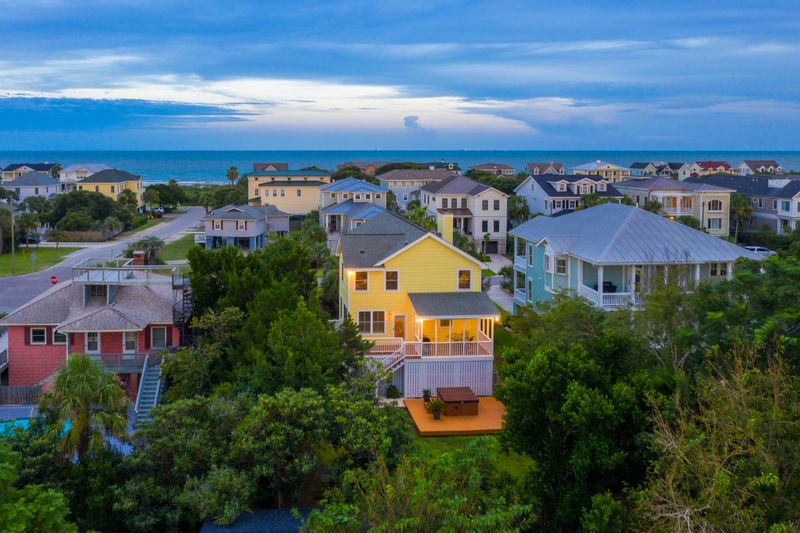 525 Carolina Blvd, Isle Of Palms, SC 29451
