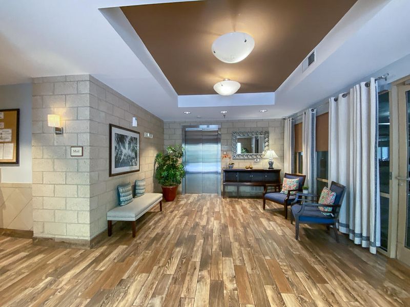 200 River Landing Dr #F 105, Charleston, SC 29492