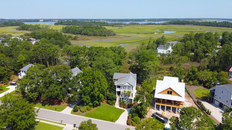 261 River Oak Dr, Mount Pleasant, SC 29464
