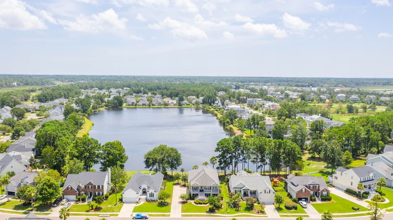 1616 Oakhurst Dr, Mount Pleasant, SC 29466