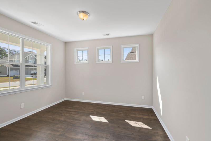 613 Black Pine Rd, Moncks Corner, SC 29461