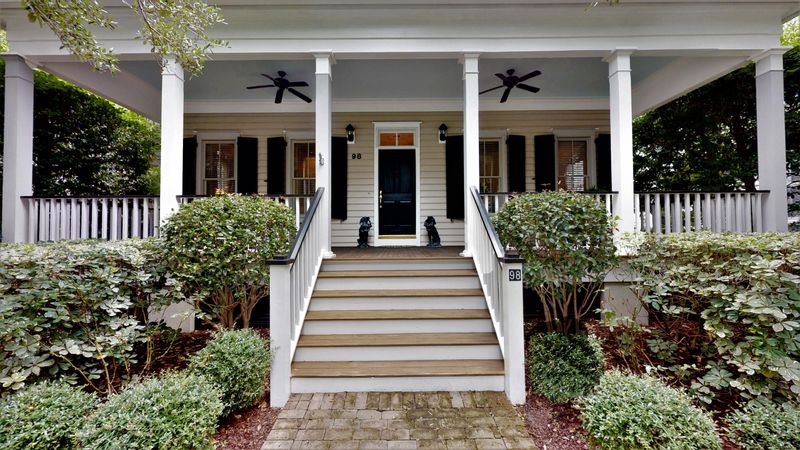98 Ponsbury Rd, Mount Pleasant, SC 29464
