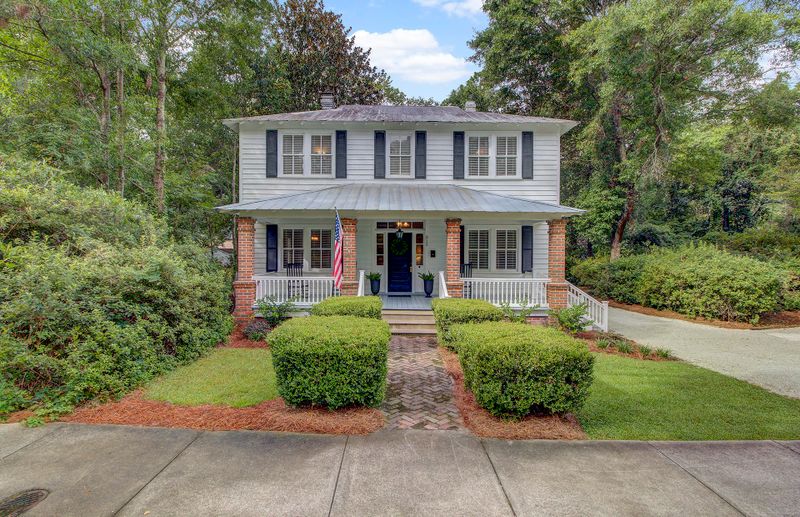 312 W Richardson Ave, Summerville, SC 29483