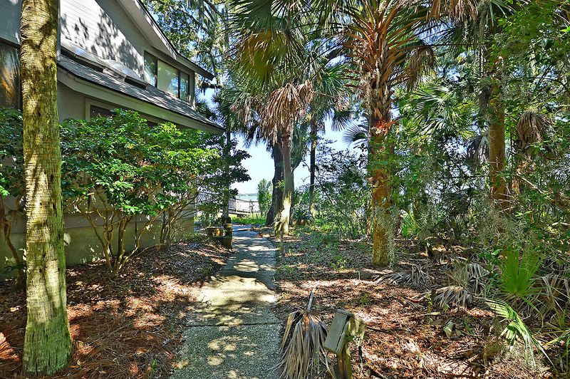 493 Old Dock Rd, Kiawah Island, SC 29455