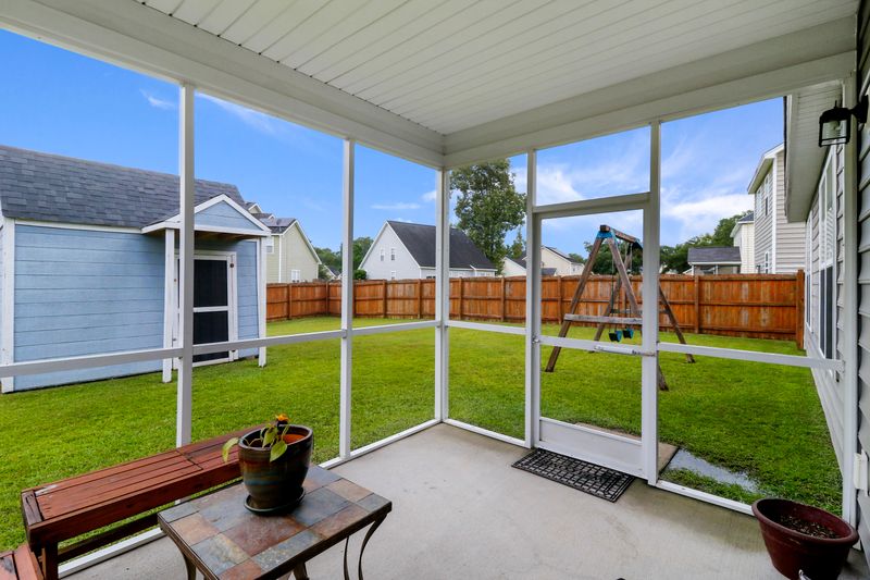3051 Nantuckett Ave, North Charleston, SC 29420