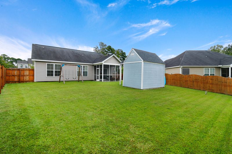 3051 Nantuckett Ave, North Charleston, SC 29420
