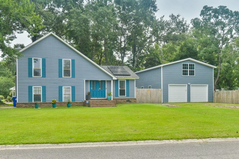 7896 Elderberry Cir, North Charleston, SC 29418