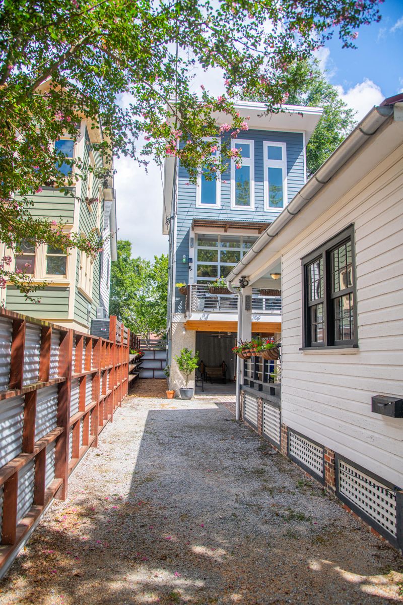 85 Nunan St, Charleston, SC 29403