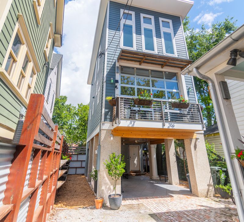 85 Nunan St, Charleston, SC 29403