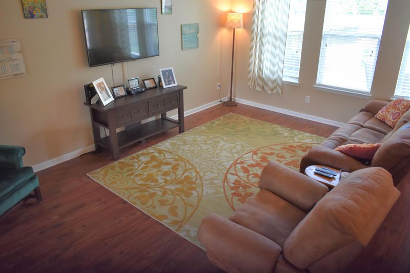 1606 Rising Mist Dr, Summerville, SC 29483