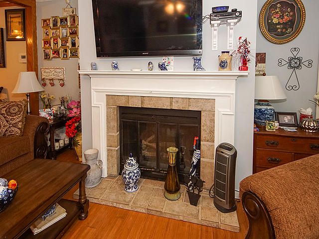 200 Clarine Dr, Goose Creek, SC 29445