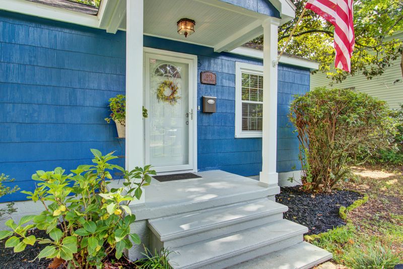 1075 Bexley St, North Charleston, SC 29405