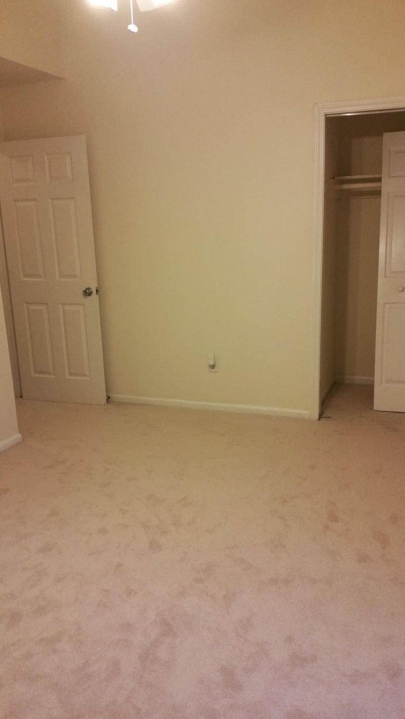 2424 Woodstock Ave, North Charleston, SC 29406