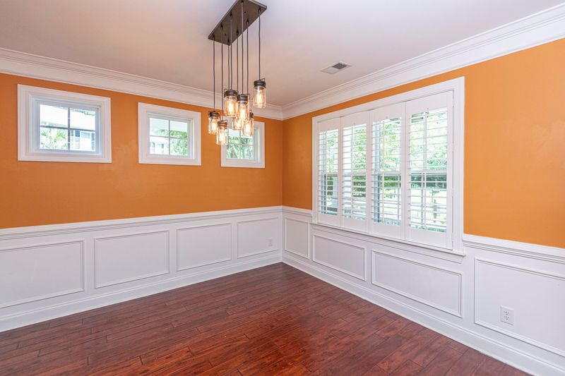 1004 Randy Kinard Ln, Hanahan, SC 29410