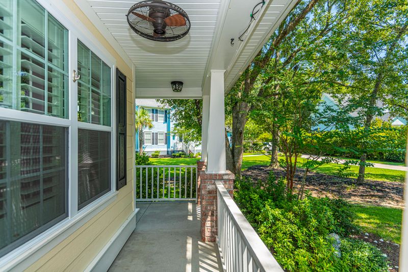 1004 Randy Kinard Ln, Hanahan, SC 29410