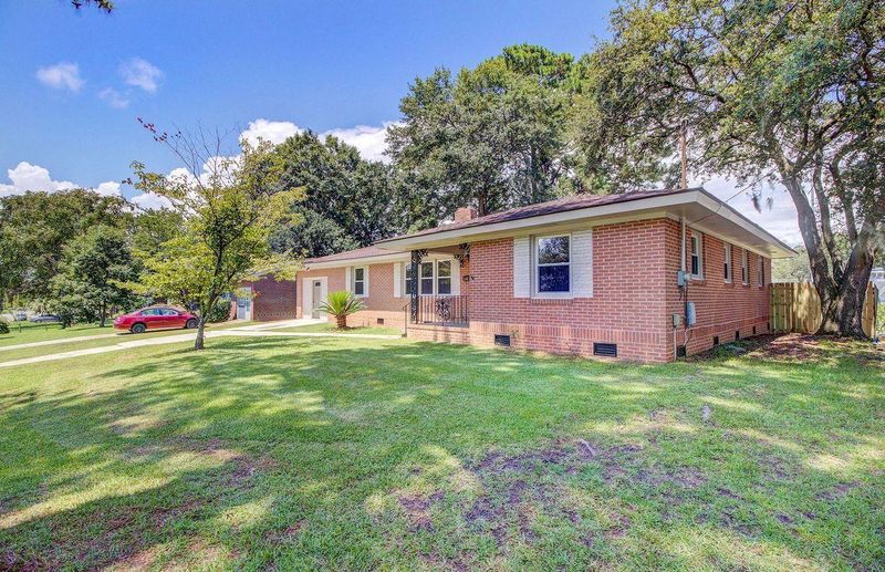 6010 Ridgecrest Ave, Hanahan, SC 29410