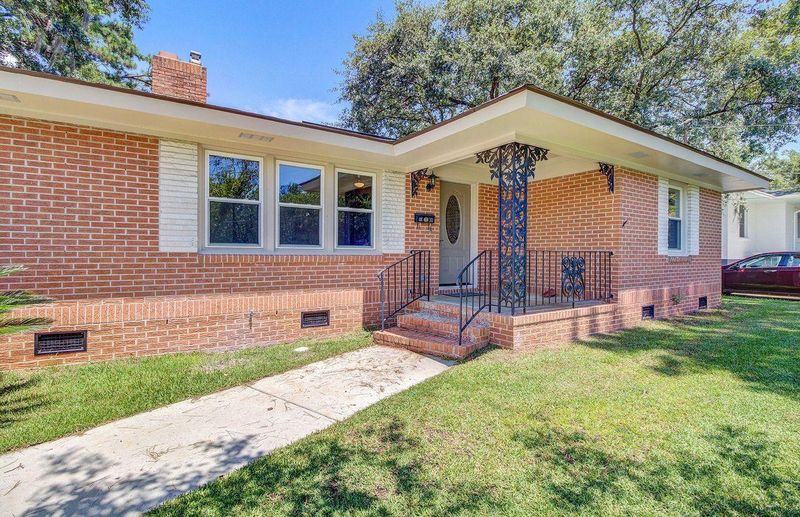6010 Ridgecrest Ave, Hanahan, SC 29410