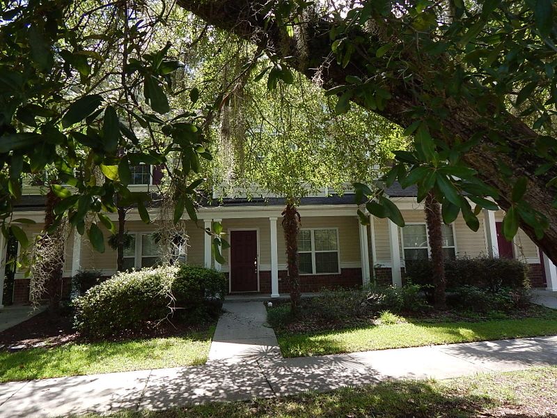 104 Chinquapin Dr, Summerville, SC 29485