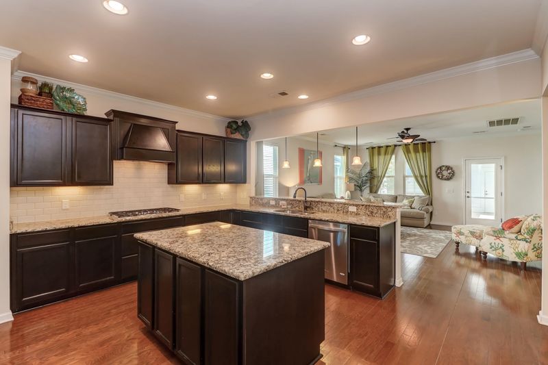 2927 Rutherford Way, Charleston, SC 29414
