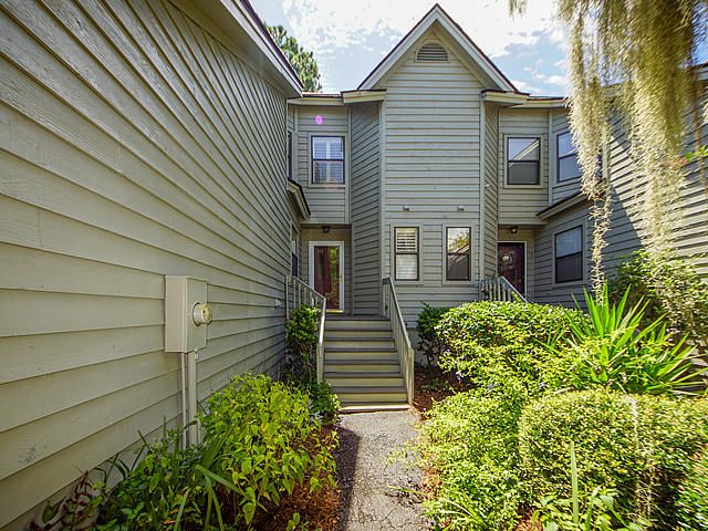 1050 Marsh Ct Ln, Mount Pleasant, SC 29464