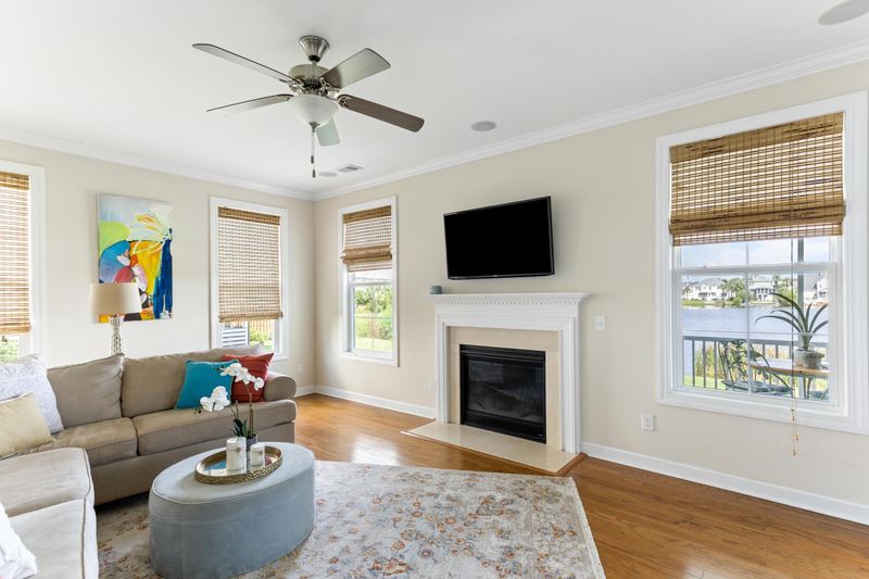 1018 Clearspring Dr, Charleston, SC 29412
