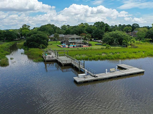 4352 Bream Rd, North Charleston, SC 29418