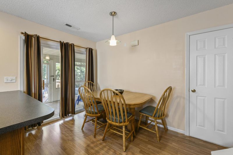 543 Tayrn Dr, Charleston, SC 29492