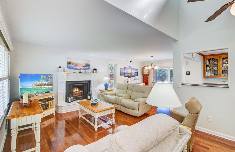 105 Blue Heron Dr, Summerville, SC 29485