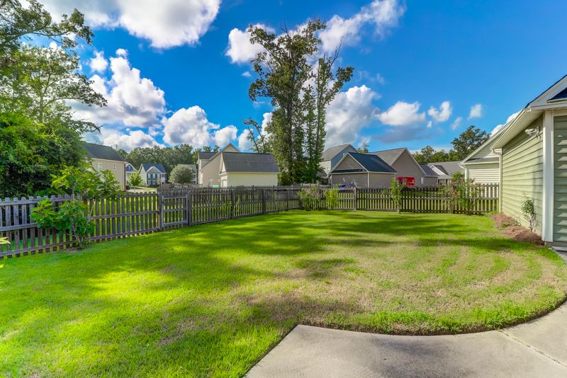 1645 Bluewater Way, Charleston, SC 29414