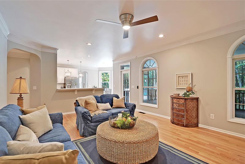1140 Willoughby Ln, Mount Pleasant, SC 29466