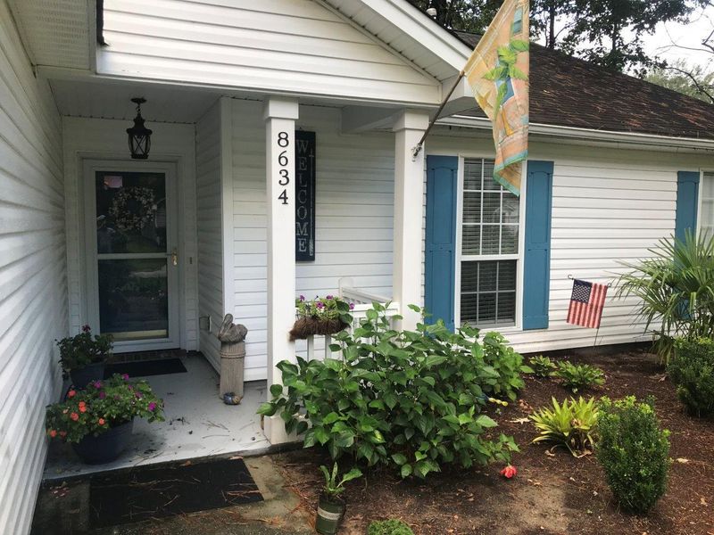 8634 Coppergrove Dr, North Charleston, SC 29420