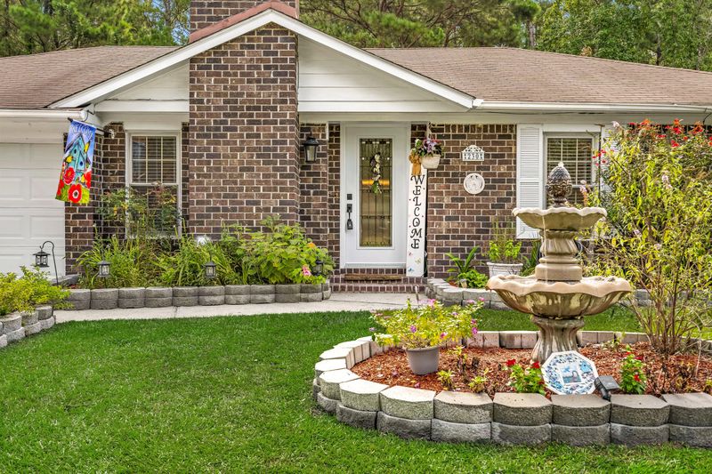 230 Mohican Cir, Summerville, SC 29483
