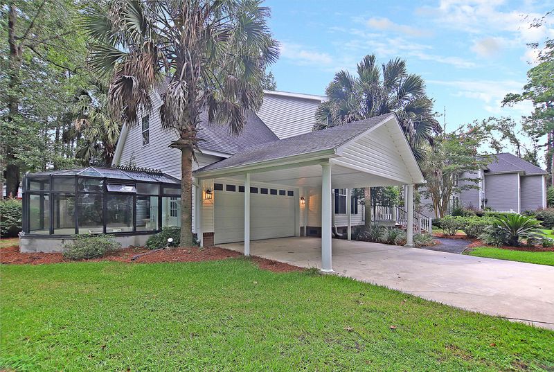 195 Pecan Dr, Summerville, SC 29483