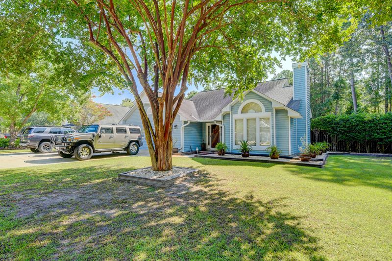 220 Bayberry Rn, Summerville, SC 29485
