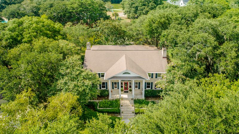 1580 Aztec Ln, Mount Pleasant, SC 29466
