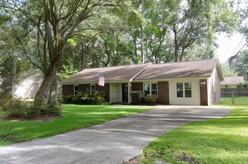 1518 Kentwood Cir, Charleston, SC 29412