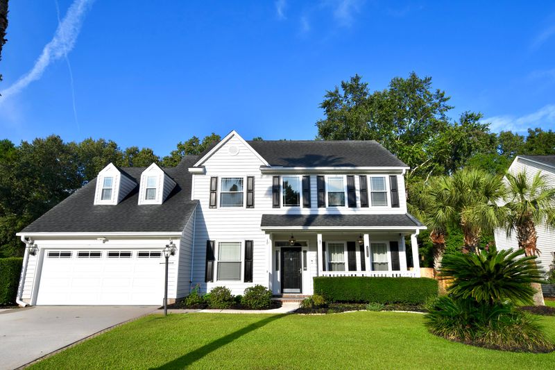 8520 Kennestone Ln, Charleston, SC 29420