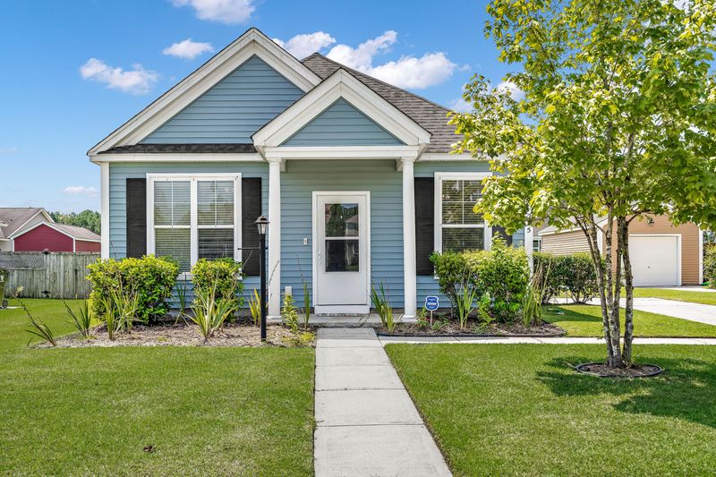 225 Killarney Trl, Moncks Corner, SC 29461
