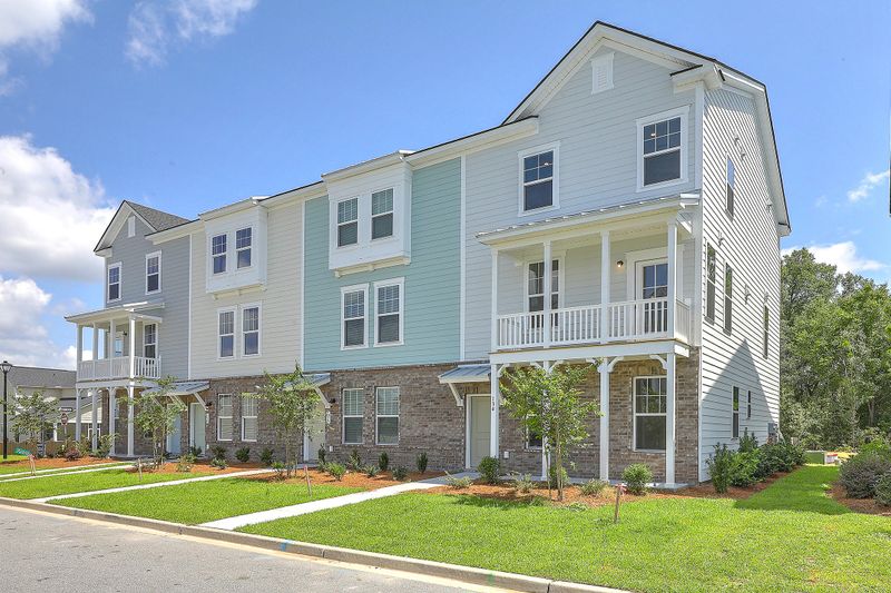 201 Harlequin Al, Charleston, SC 29492