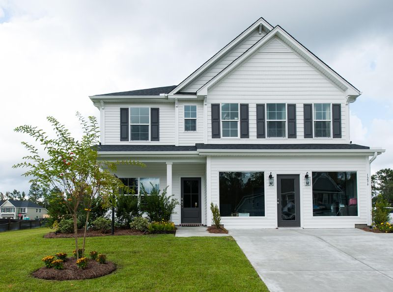 733 Sportsman Rd, Moncks Corner, SC 29461