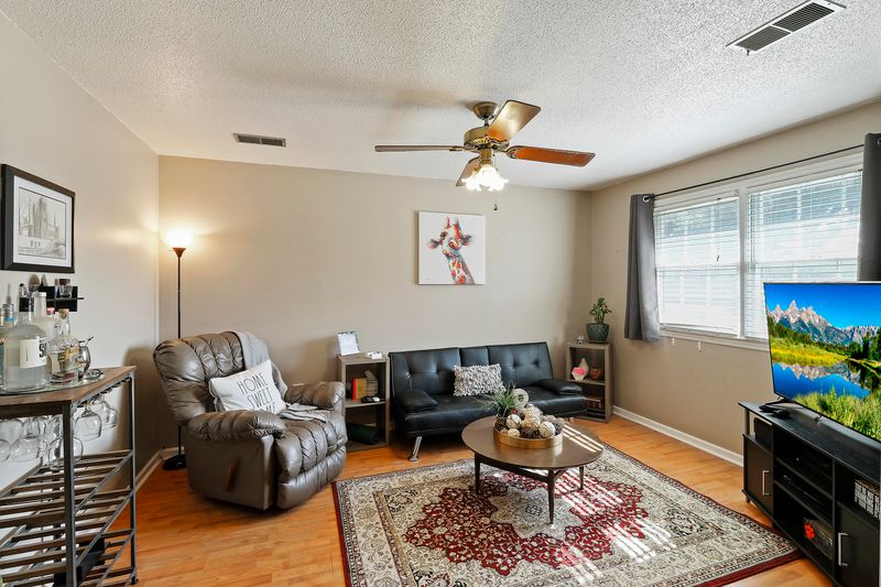 7659 Desmond Ave, North Charleston, SC 29418