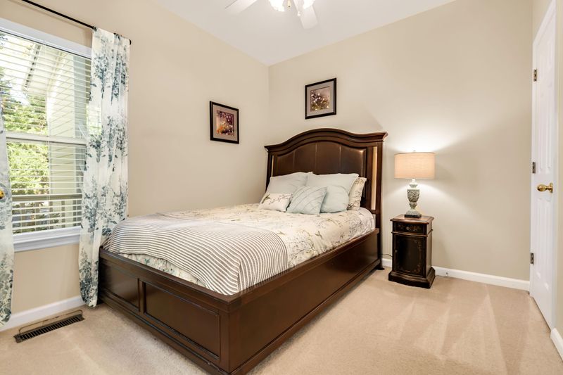 2323 Tall Sail Dr #B, Charleston, SC 29414